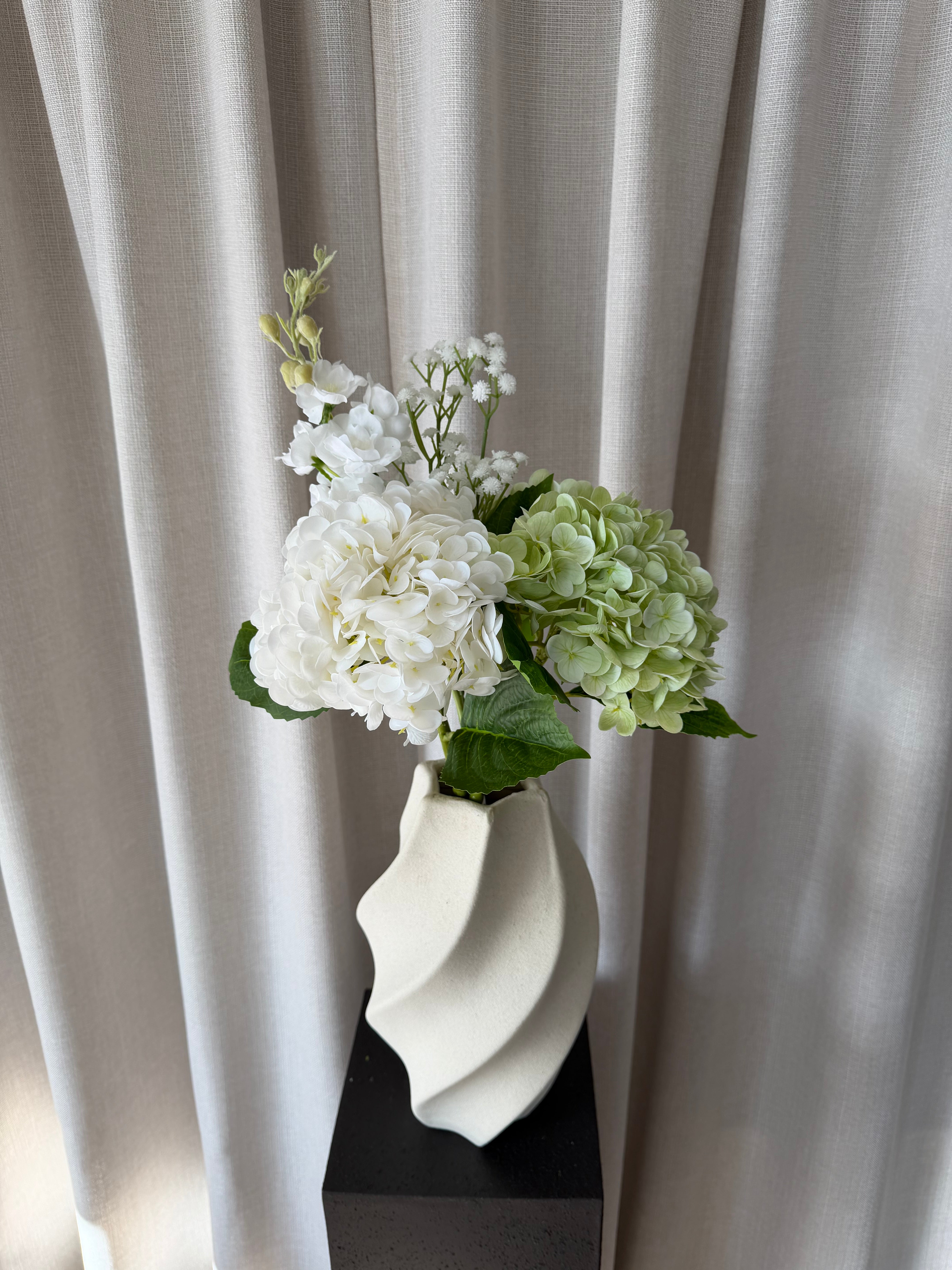 Odette Vase