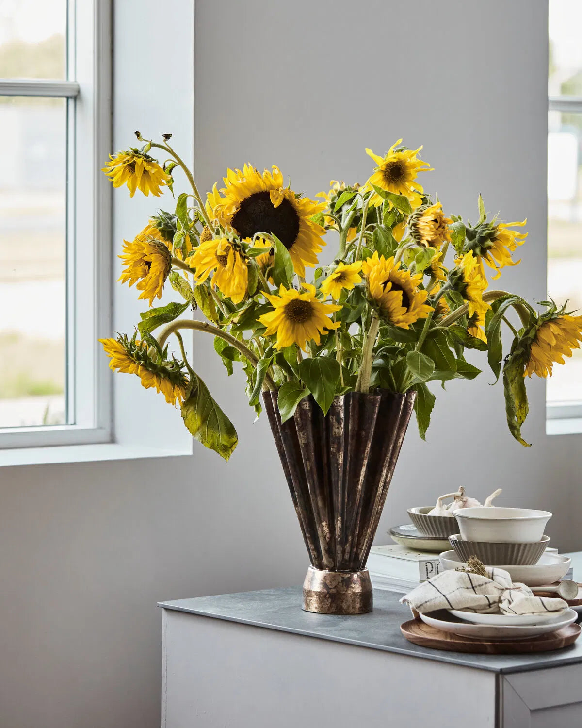 Vase Iron Design - Antique Brown