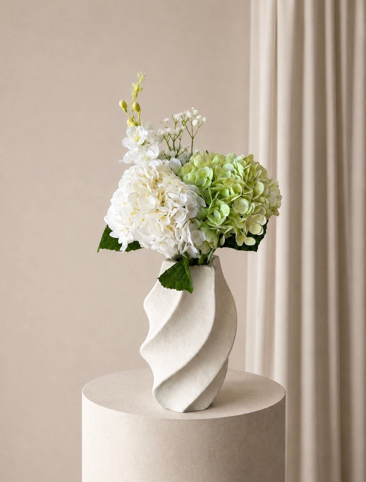 Simplicity White bouquet