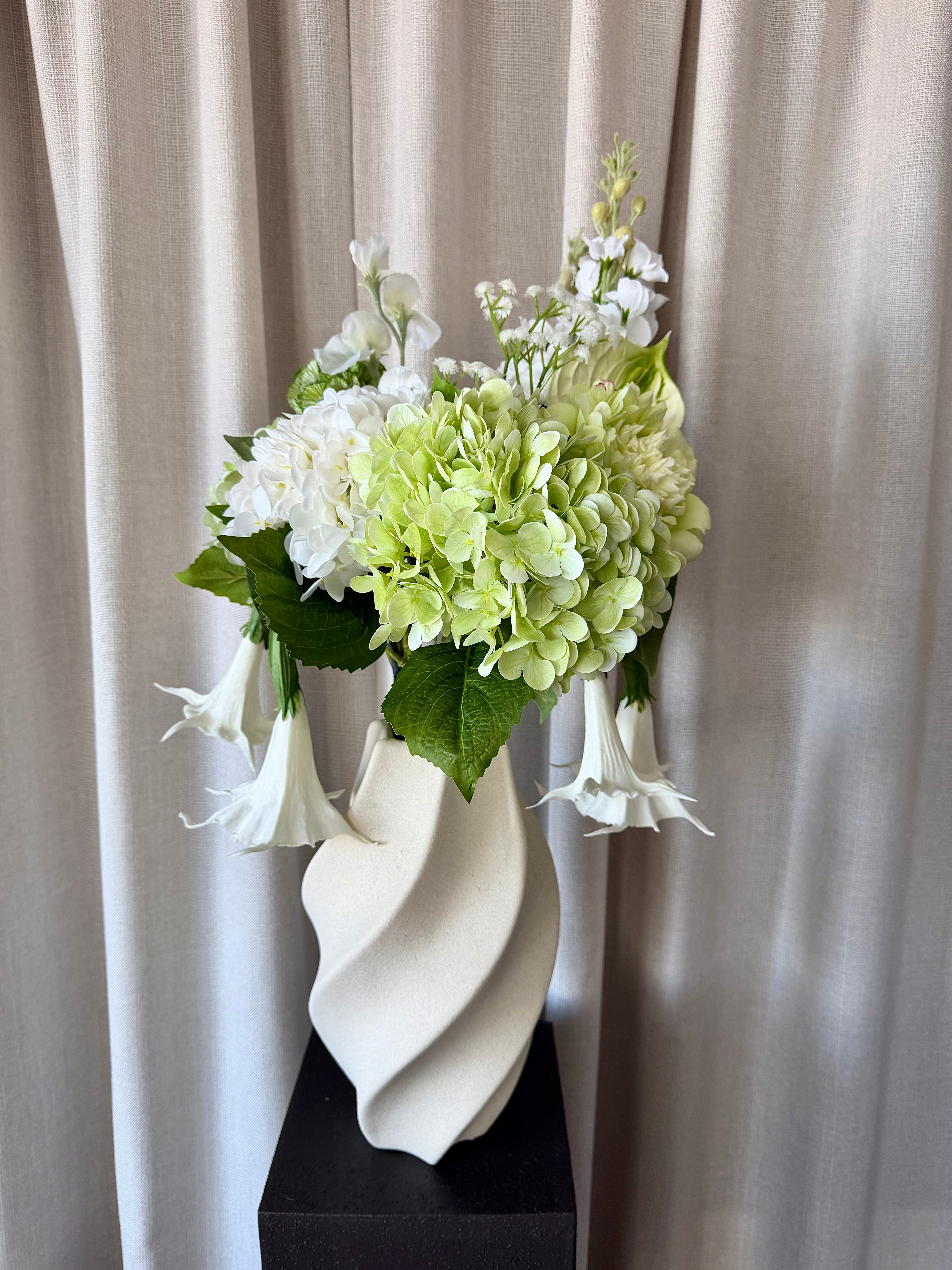 White Anthos bouquet