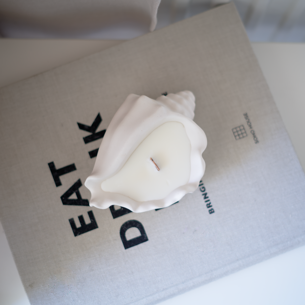 OÏA soyalys- Jesmonite & soyavoks