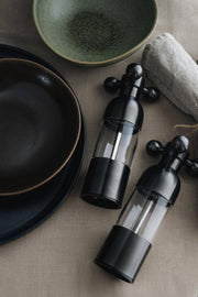 AXIA Salt & Pepper Mill Set, (Matt black)