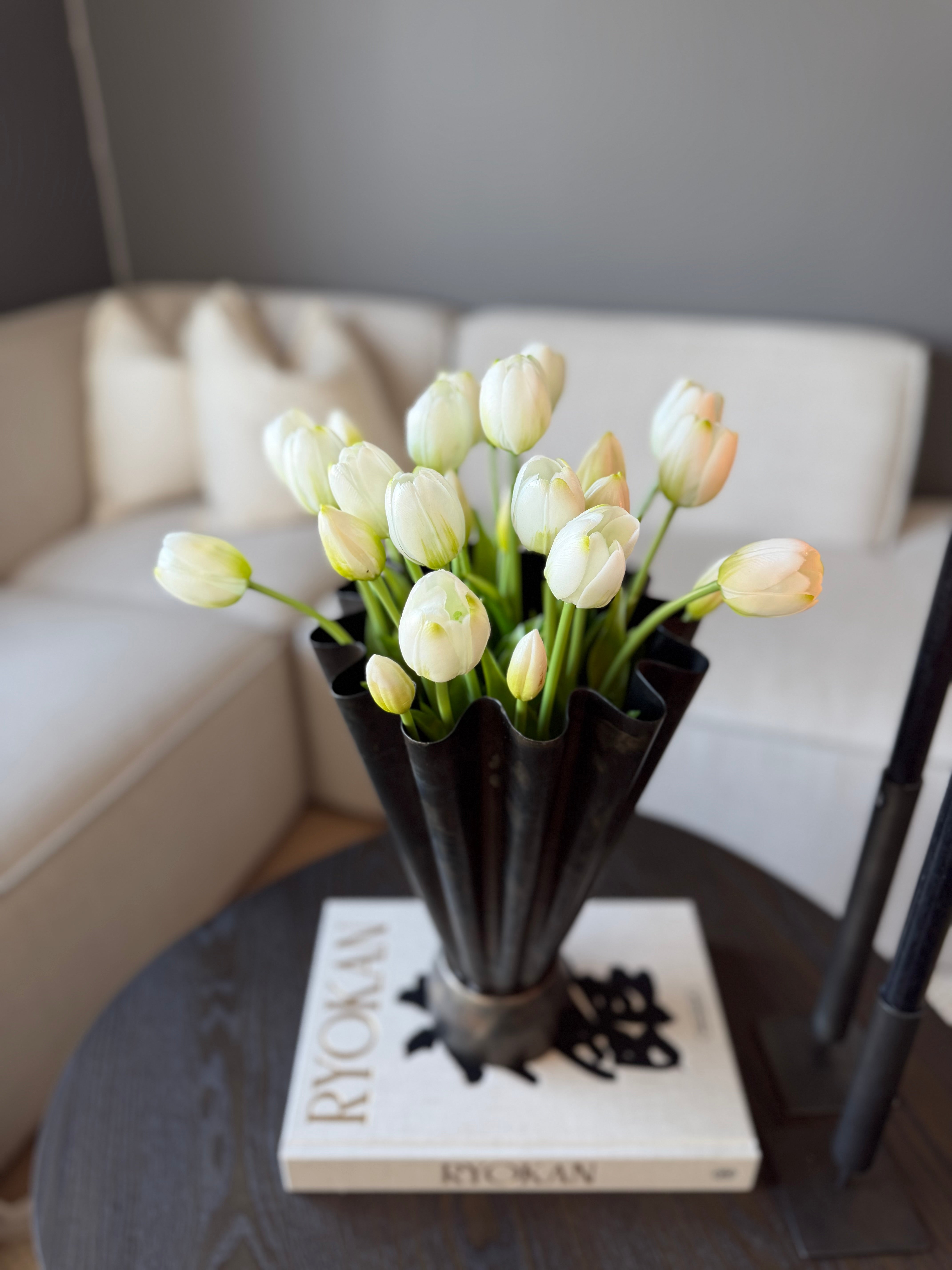 Tulipanbukett hvit/grønn 25stk